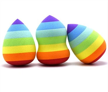 Sandwich Foundation Beauty Sponge dúhovej farby